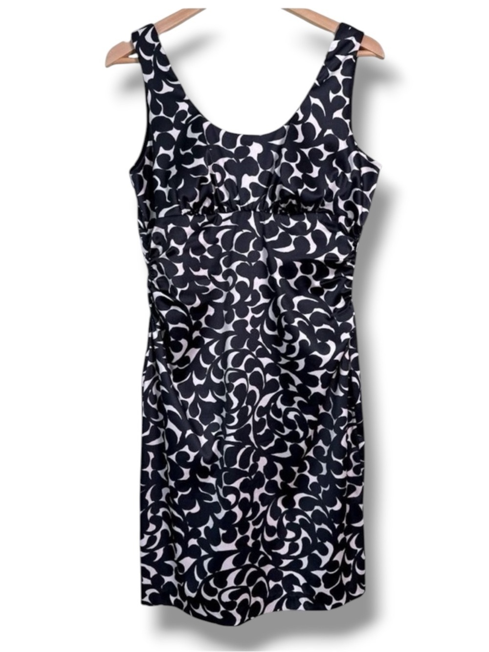 Donna Ricco Black and Off-White Abstract Print Dress